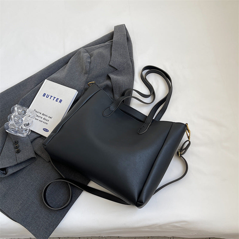 Zeitgenössische Minimalistische Handtasche Brehn