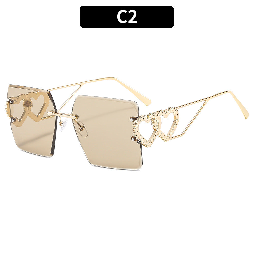 Herz-dekorierte übergroße quadratische Sonnenbrille