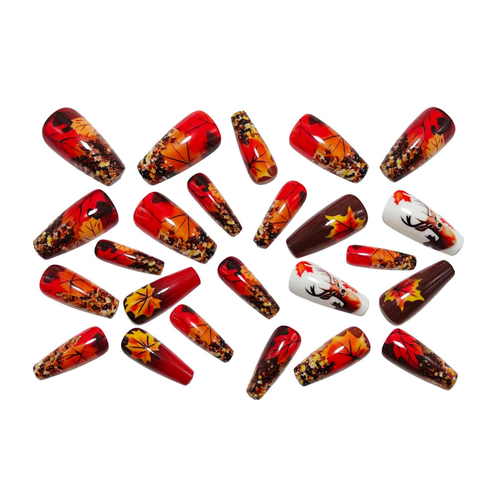 Künstliche Nagelkunst mit Herbstlichem Blatt-Design Brehn