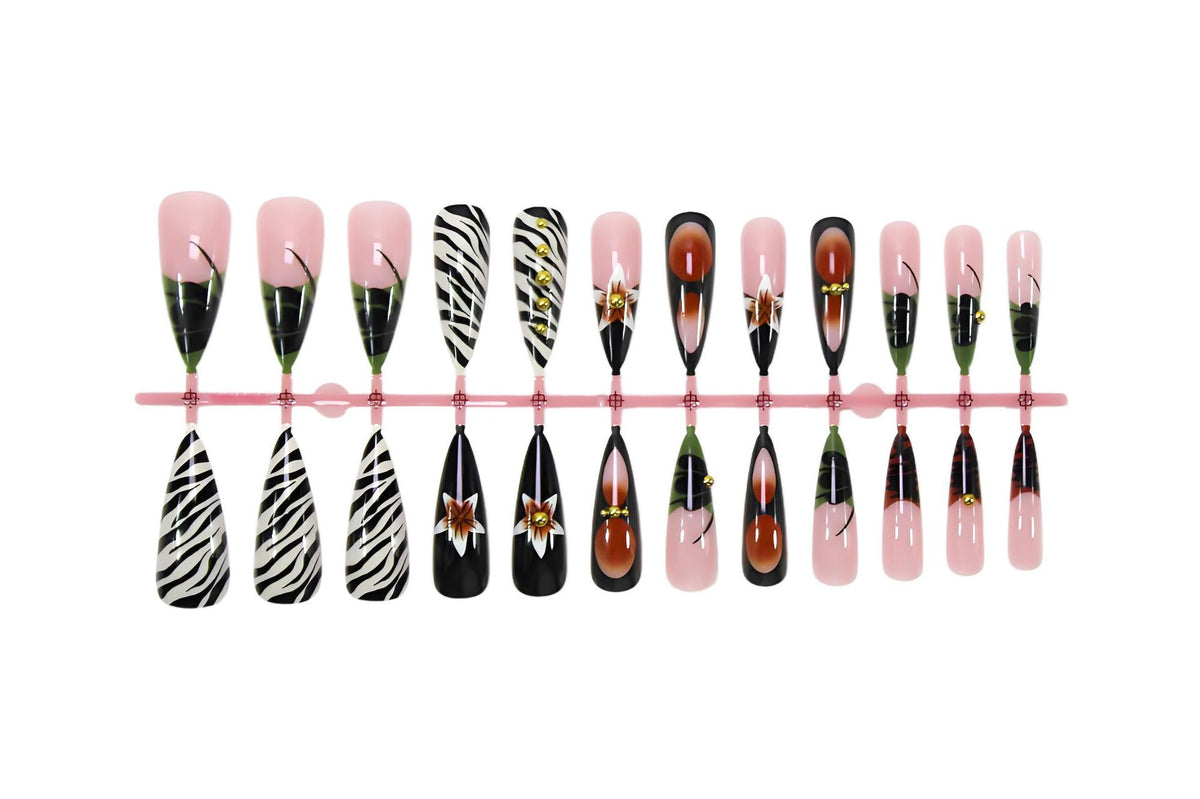 Kunstnagelset mit elegantem Blumen- und Tiermotiv Brehn
