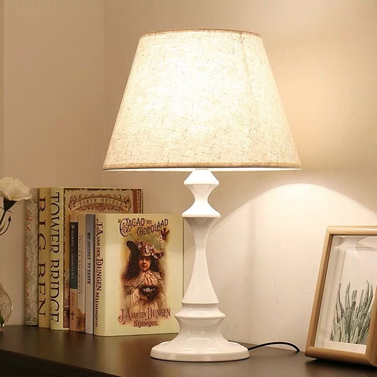 Elegante weiche Stoff Tischlampe
