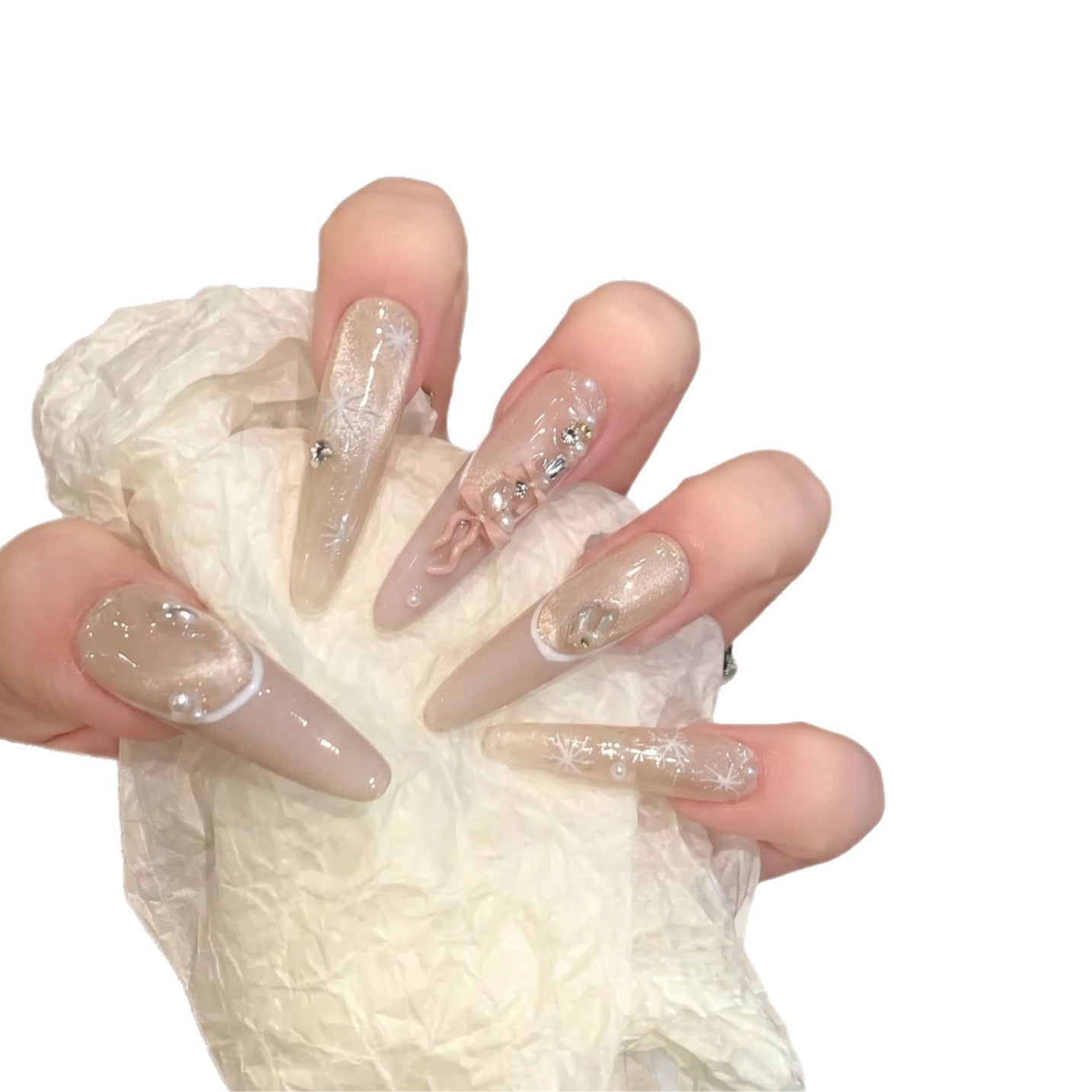 Dekoratives Stiletto Press-On Nagelset mit künstlerischen Akzenten Brehn