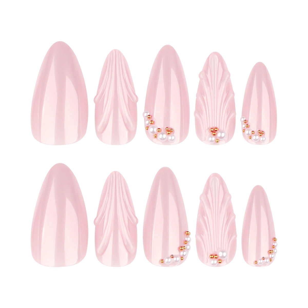 Elegante Stiletto-Nägel mit Schimmer-Design und Perlenverzierungen Brehn