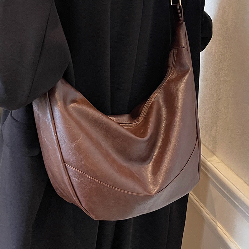 Schlabberige Leder Schultertasche