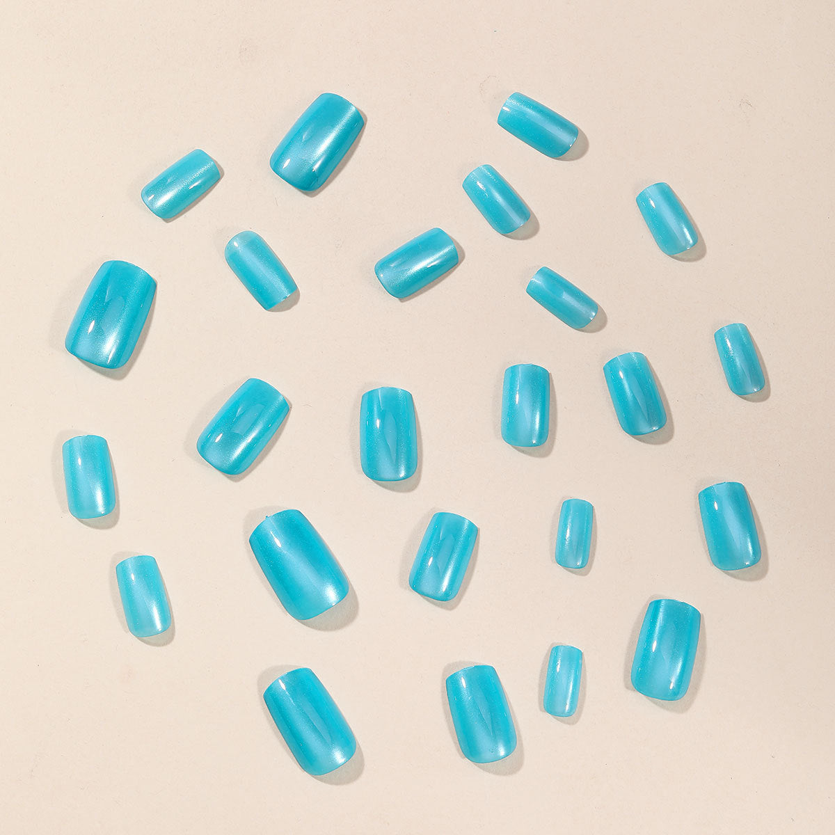 Glänzende Gradient-Nagelkunst-Erweiterungen Brehn