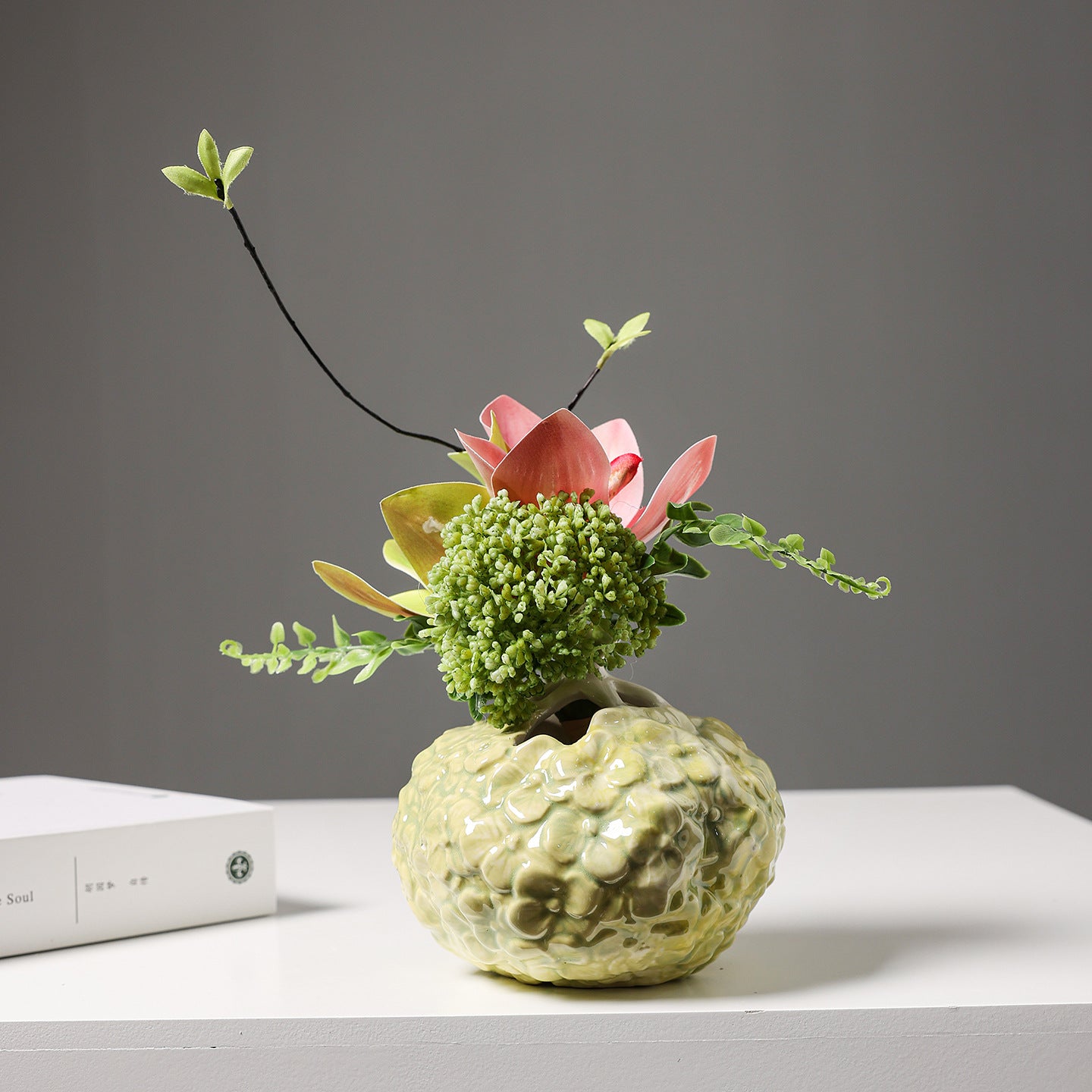 Texturierte florale dekorative Keramik