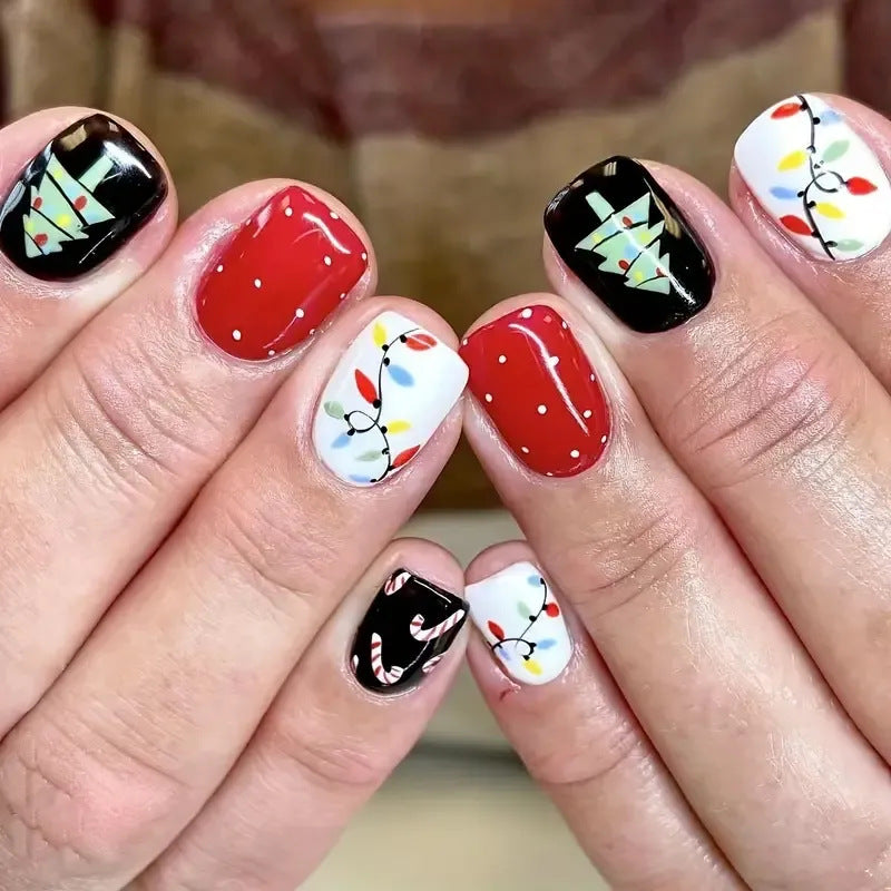 Künstlerische winterliche Nail Art Brehn