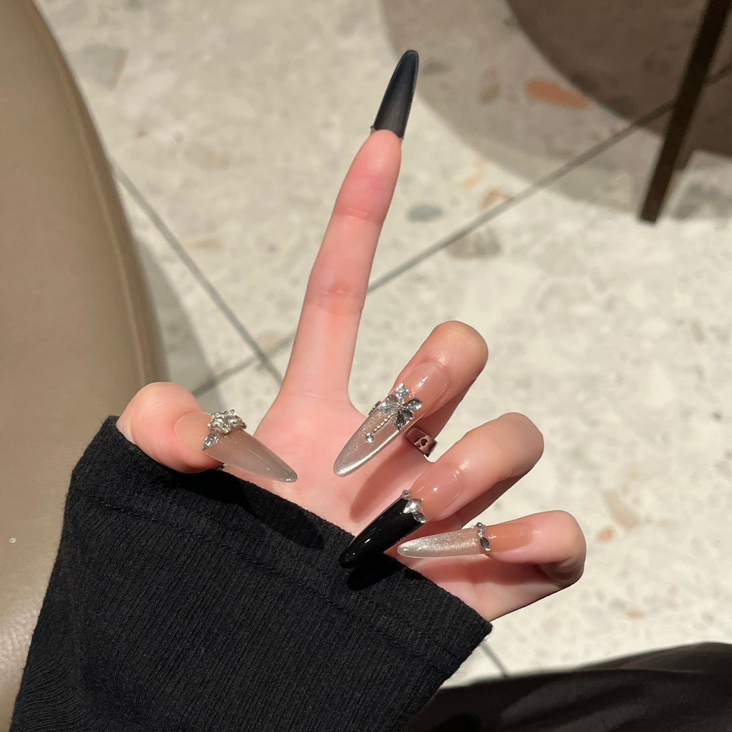 Premium Lange Stiletto Press-On Nagelverlängerungen Brehn