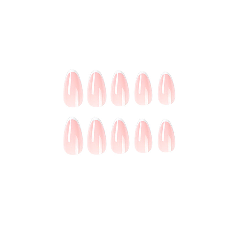 Kunstvolle Stiletto-Nägel mit elegantem French-Tip Design Brehn