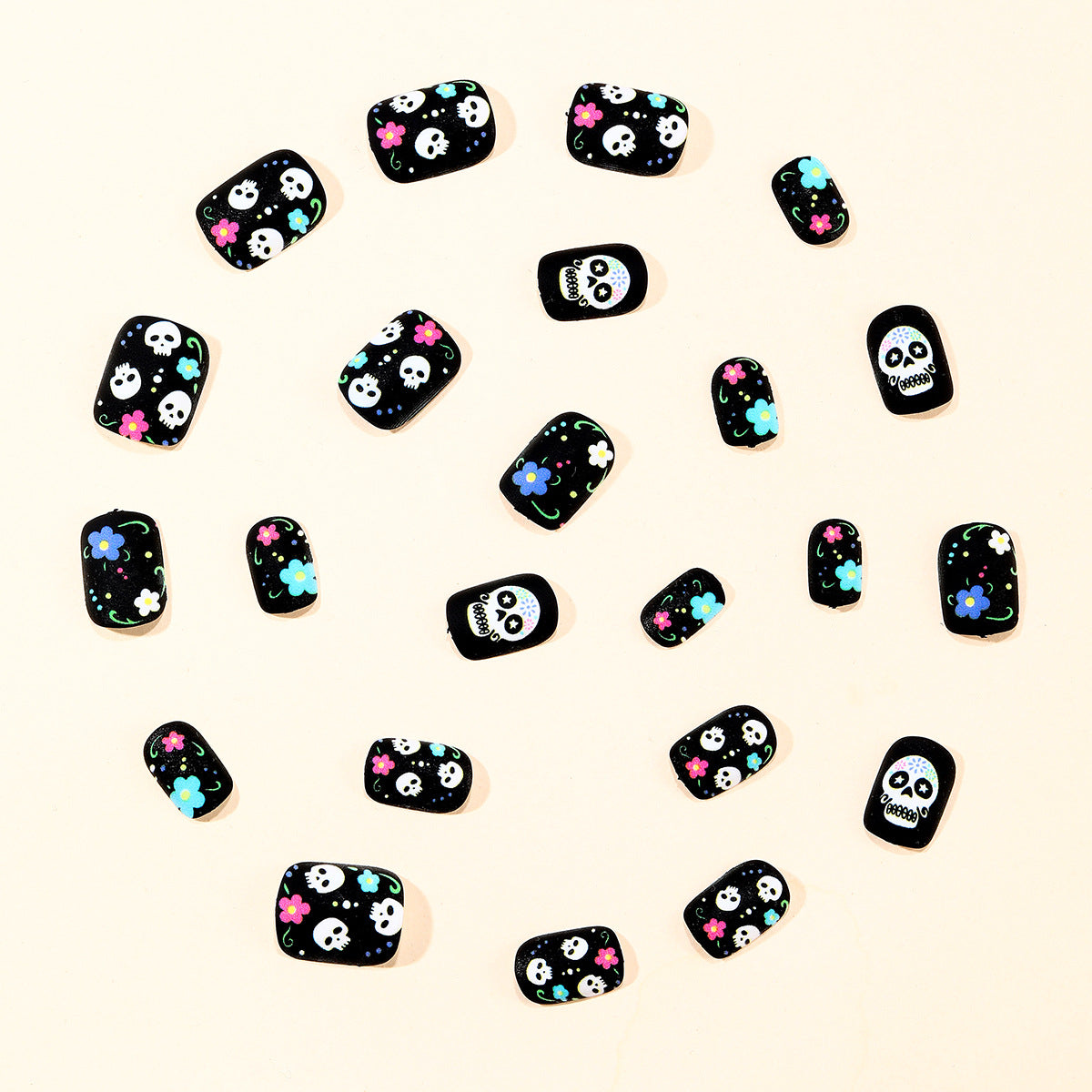 Künstlerische Halloween-Themen-Nagelkunst Brehn