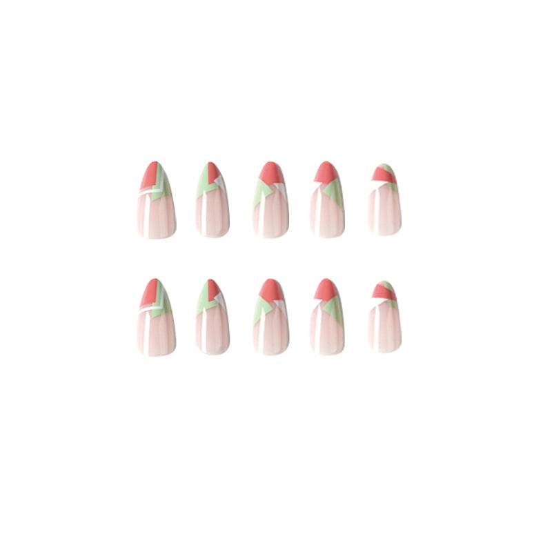 Kunstvolle Nailart im trendigen Design Brehn