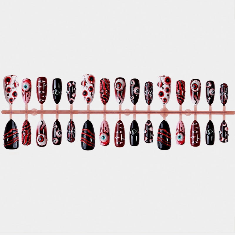Kreatives Pastell Nagelset mit Gruselmotiven Brehn