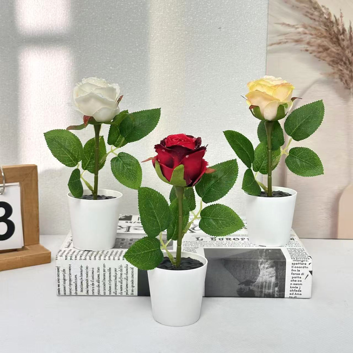 Dekorative Künstliche Rose für die Wohnkultur-Darstellung
