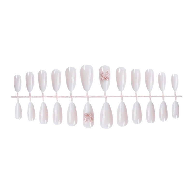 Kreatives Nagelkunst Set mit stilvollen Details Brehn