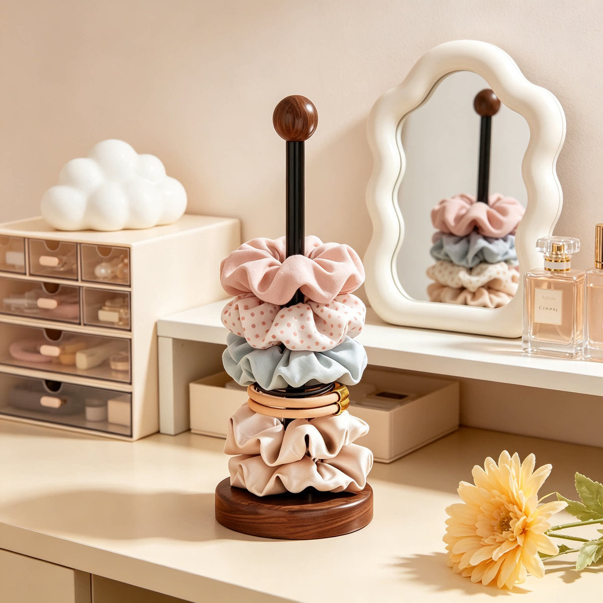 Vertikaler Holz-Haaraccessoire-Ständer und Scrunchie-Organizer