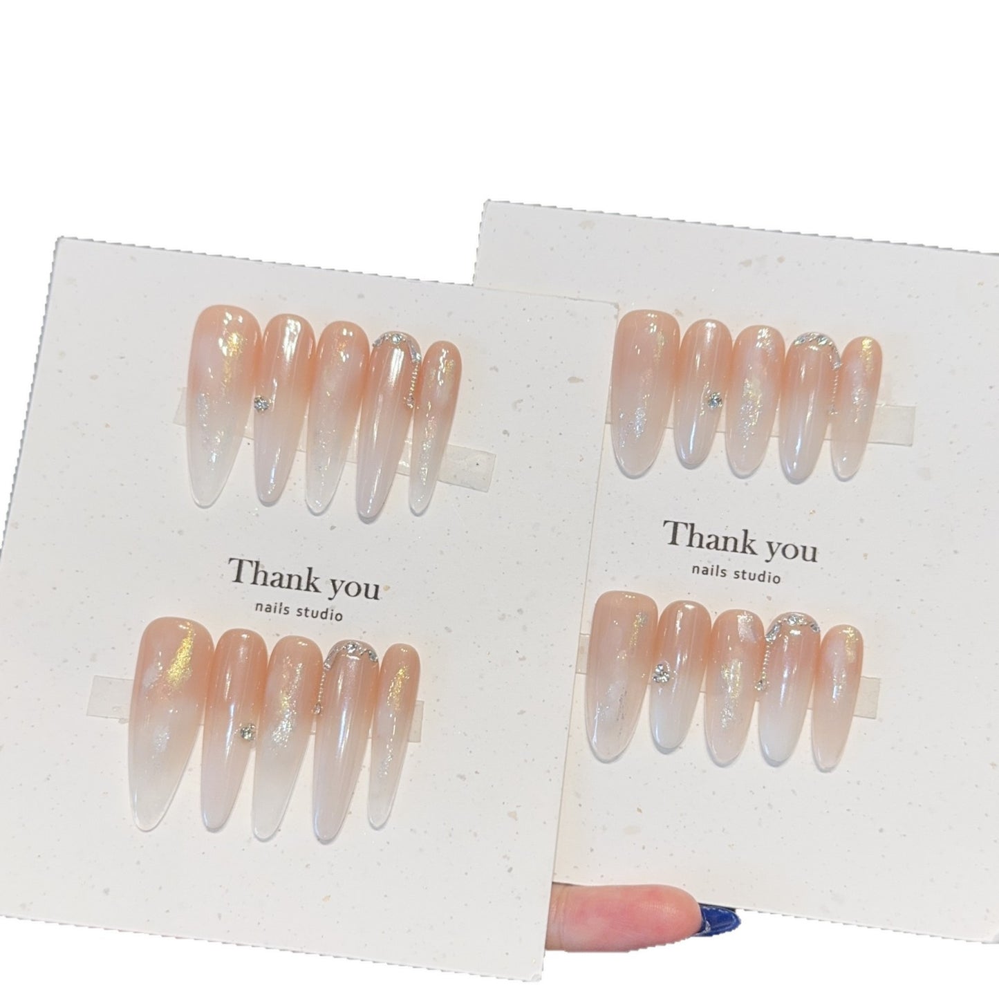 Kunstnagelset mit Eleganten Glitzerakzenten Brehn