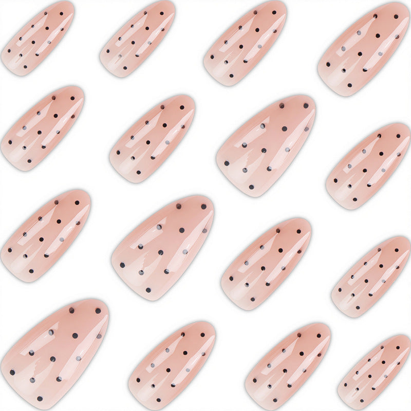 Elegantes Press-On-Nagelset mit stilvollem Punktdesign Brehn