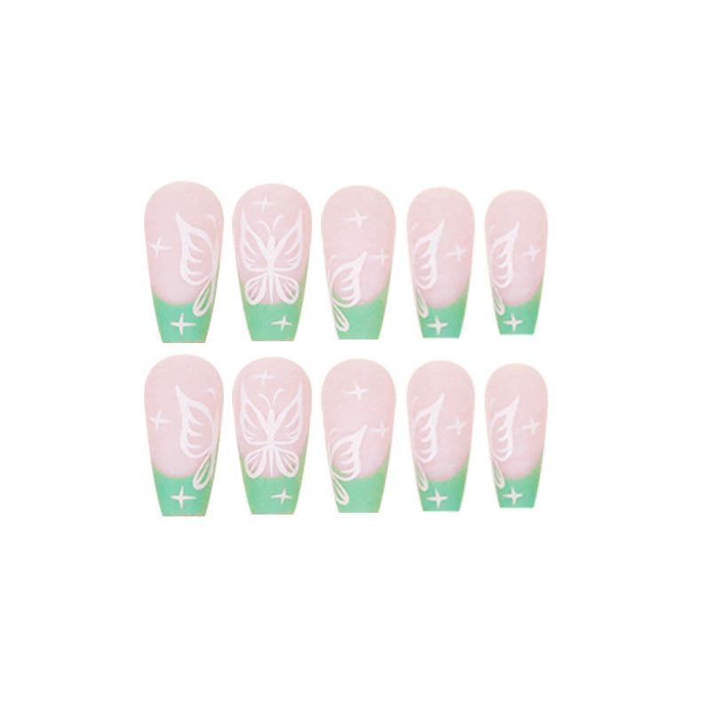 Kunstvolle Nailart mit floralen Akzenten Brehn