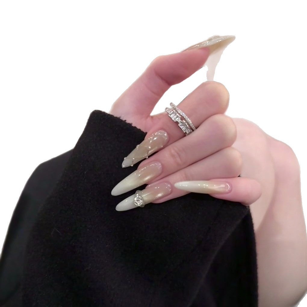 Elegante Stiletto Gel-Nagelverlängerungen