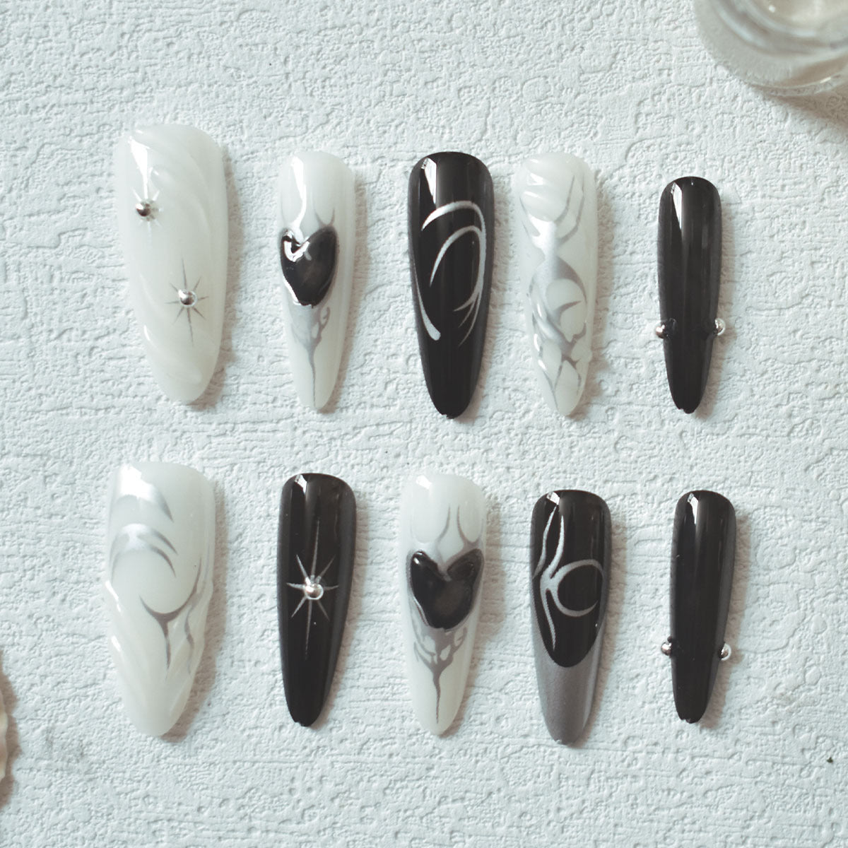 Künstlerische Stiletto-Nagelverlängerungen Brehn
