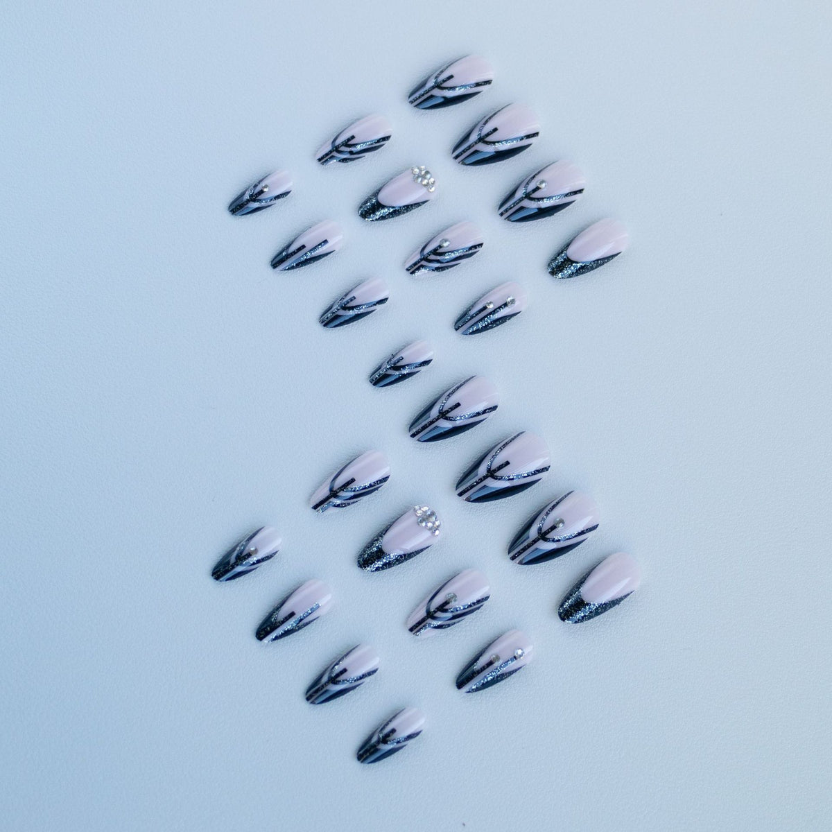 Glamouröse Stiletto Nagelkunst
