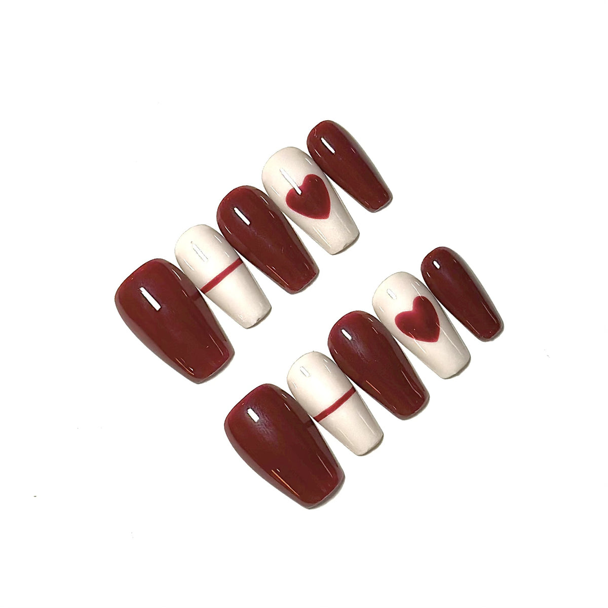 Künstlerisches Herzdesign Press-On Nagelset