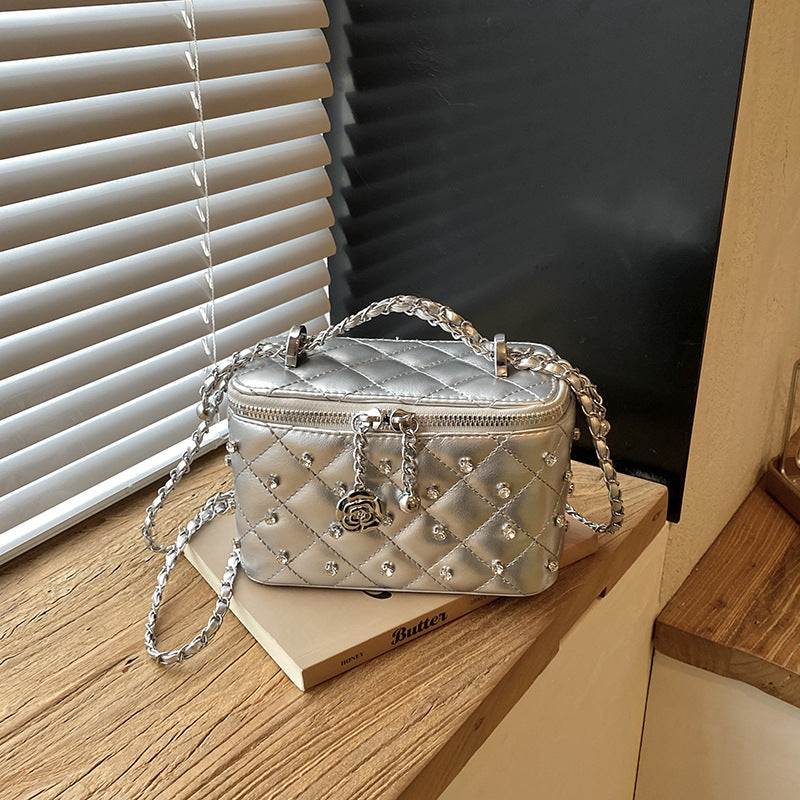 Elegante gesteppte Abendhandtasche