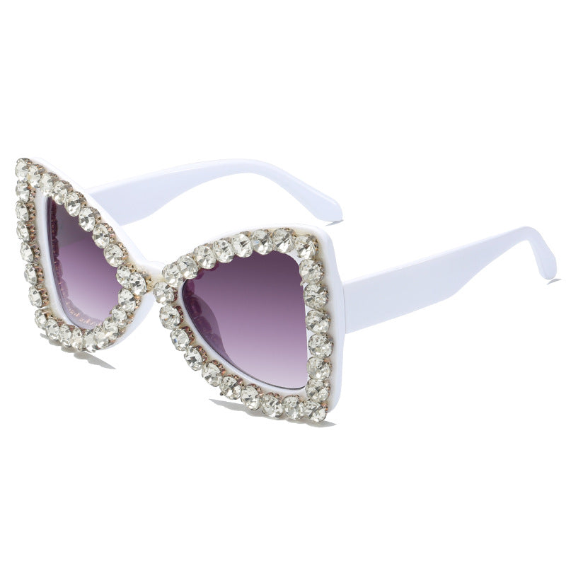 Damen Glamouröse Sonnenbrille mit Kristallverzierung Brehn