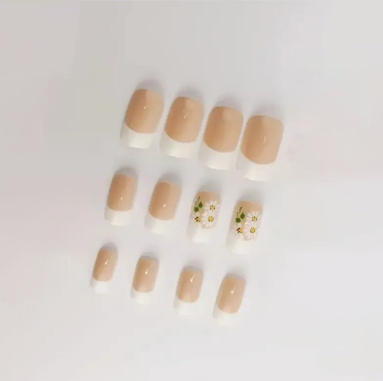 Floral French Tip Nagelkunst Verbesserungen Brehn