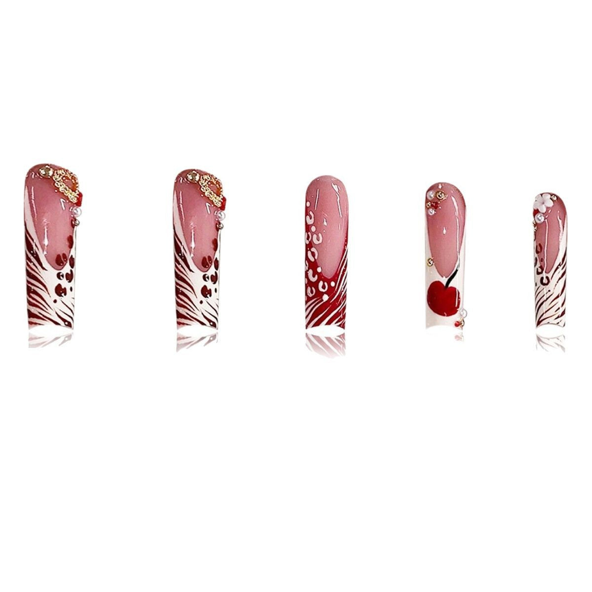 Dekorative Lange Press-On Nagelkunst mit Edelsteinakzenten Brehn