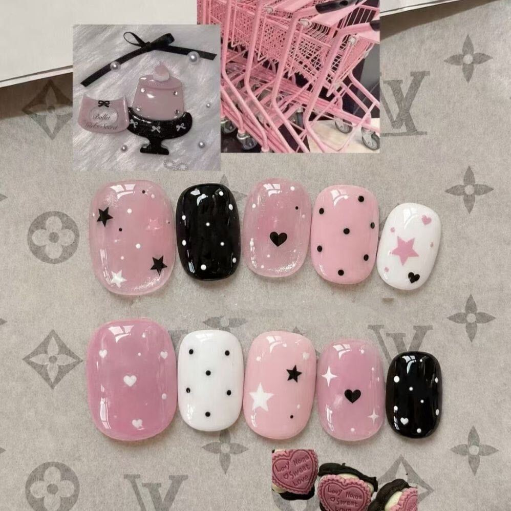 Elegantes Press-On-Nagelkunst-Set mit Schleife und Punkten Brehn