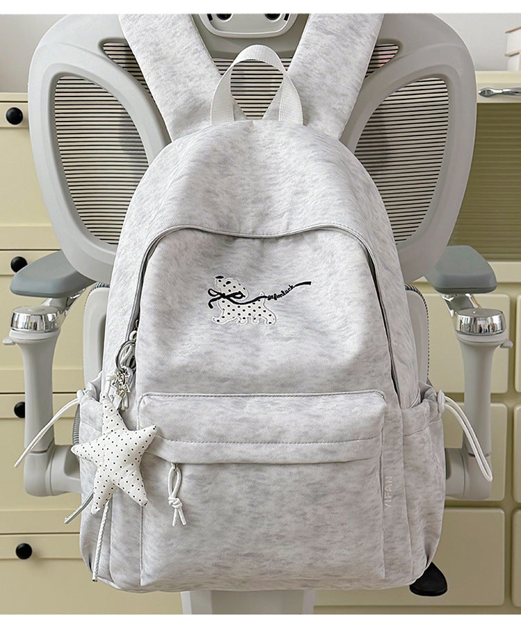 Besticketer lässiger Schulrucksack