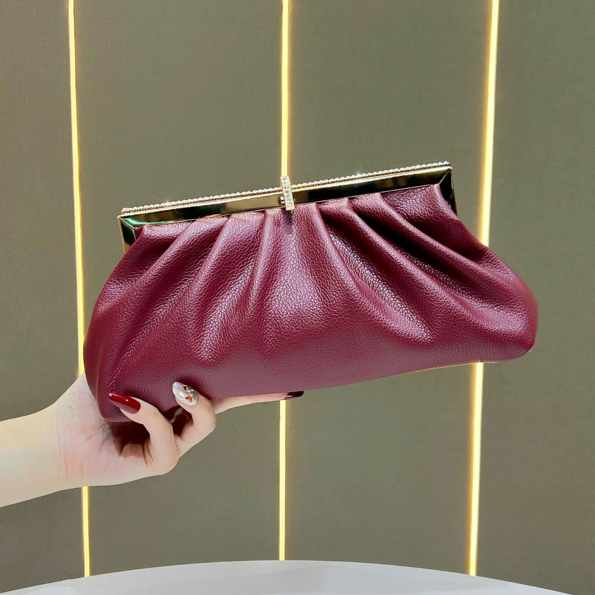 Faltete Texturierte Abend Clutch