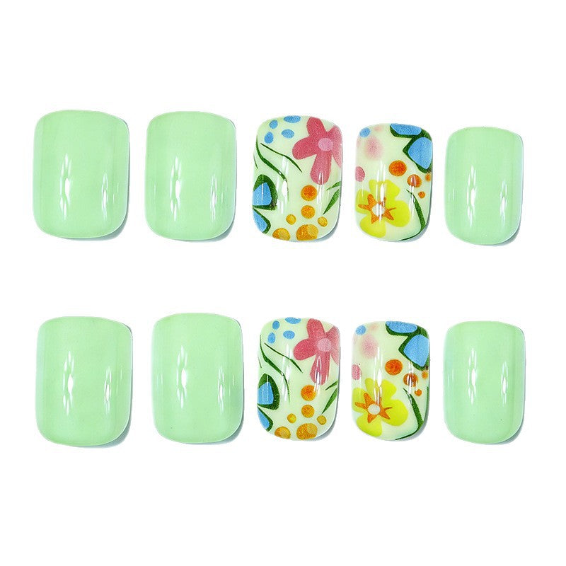 Florale Kunst Nageldesign Brehn
