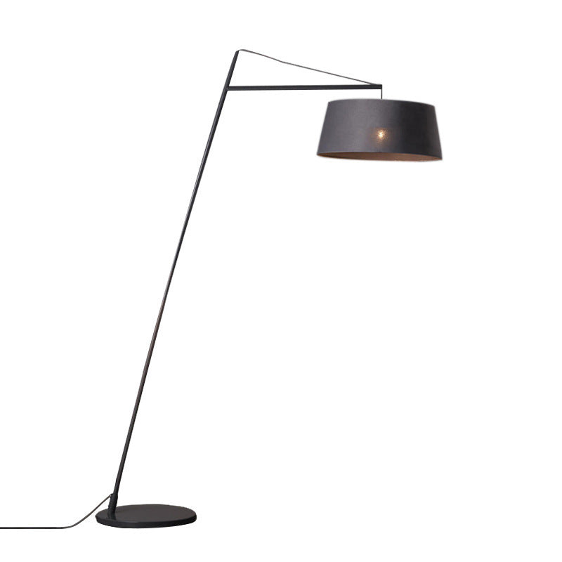 Moderne schwenkbare Stehlampe