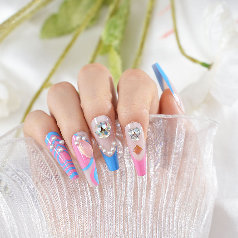Glamouröser Designer Press-On Nagelkunst Set Brehn