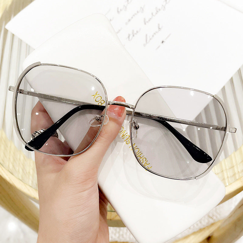 Damen oversized Sonnenbrille mit schützendem UV-Schutz und elegantem Metallrahmen Brehn