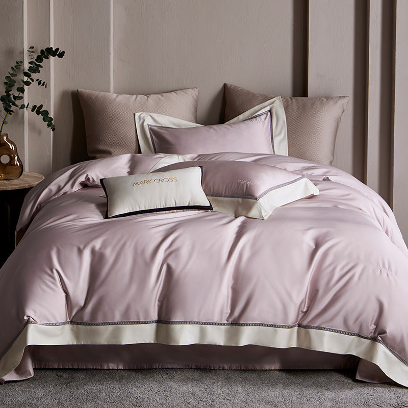 Elegantes Satin-Duvetbezug-Set mit kontrastierender Saumblende und feiner Biese