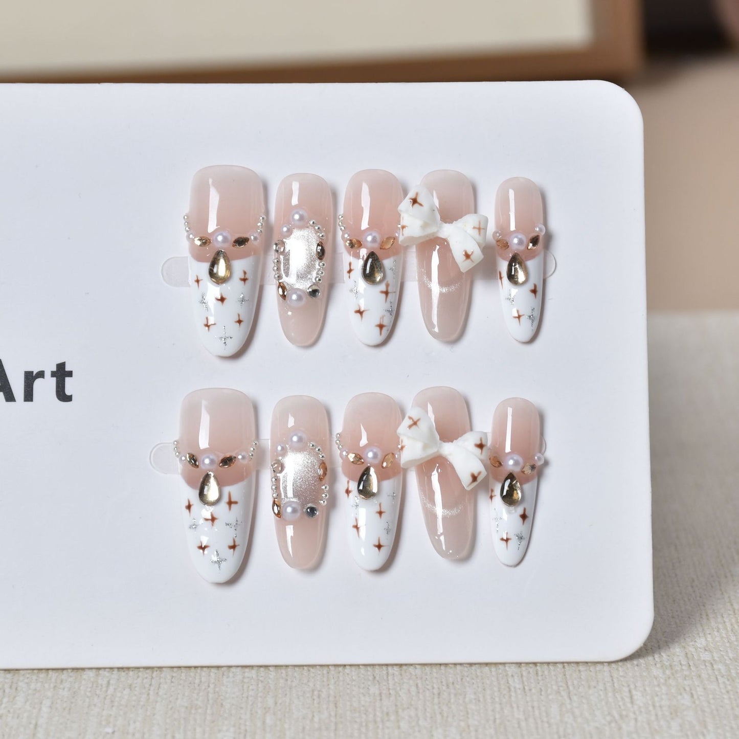 Dekoratives Press-On Nagelset Brehn
