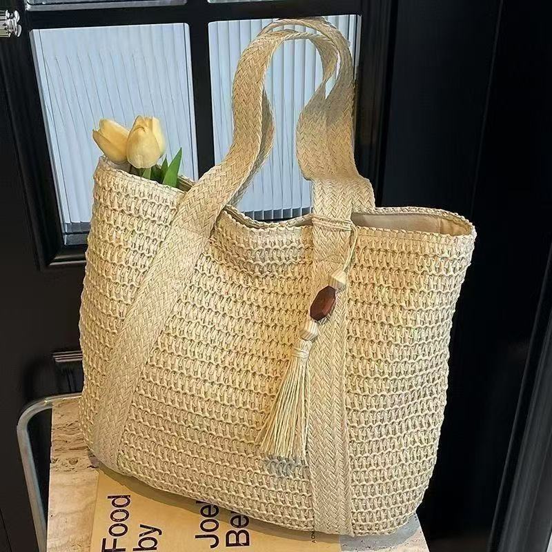 Handgefertigte Basttasche Brehn