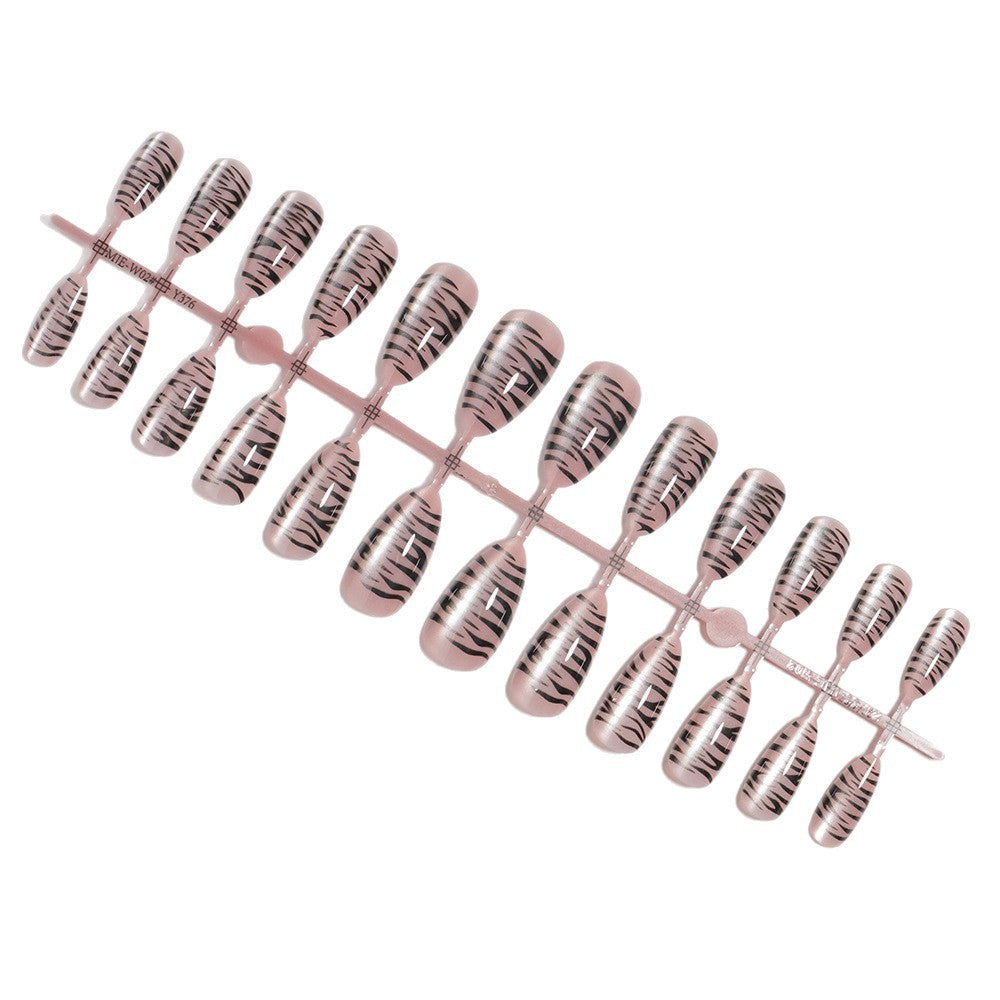 Künstlerisches Druck-Nagelset mit Tigerstreifen-Design Brehn