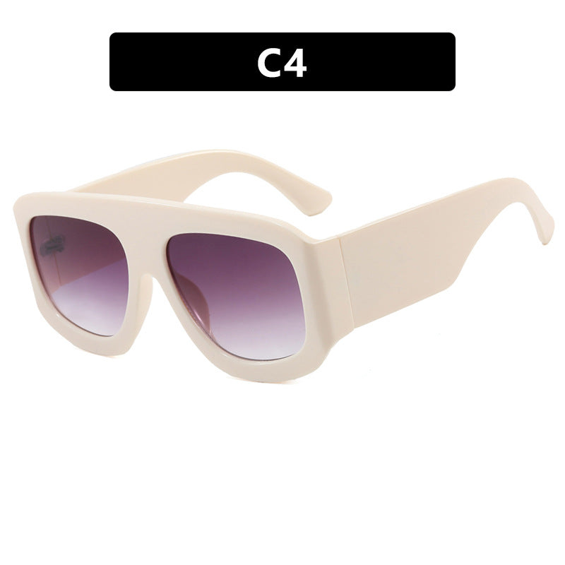 Damen modische oversized Sonnenbrille mit breitem Rahmen und schützendem UV-Filter Brehn