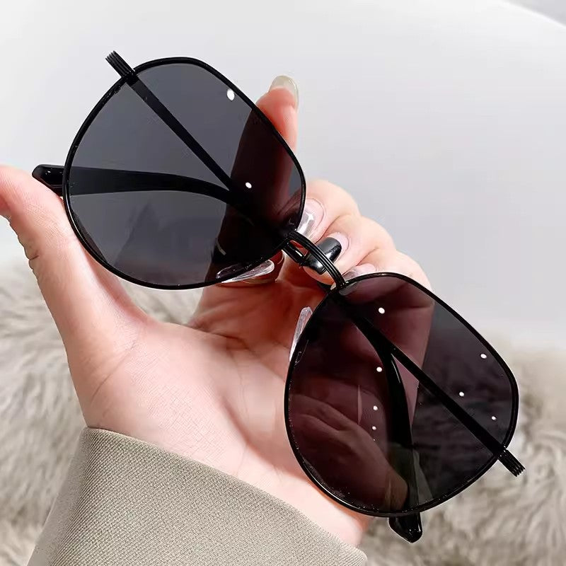 Damen katzenaugen Sonnenbrille mit elegantem Metallrahmen Brehn