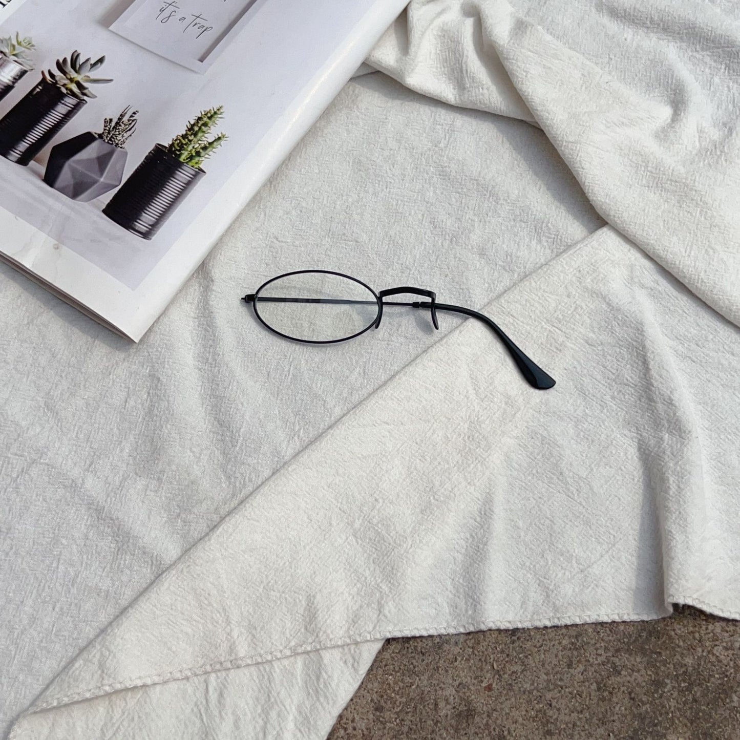 Retro-inspirierte ovale Rahmenbrille Brehn