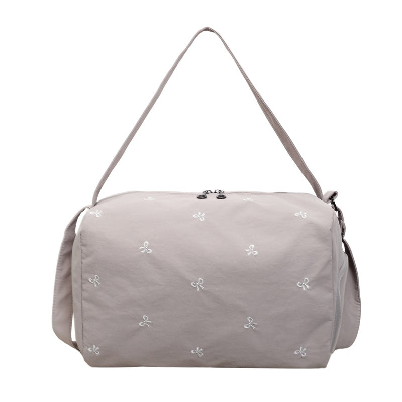 Stilvolle bestickte Sport-Duffle-Tasche