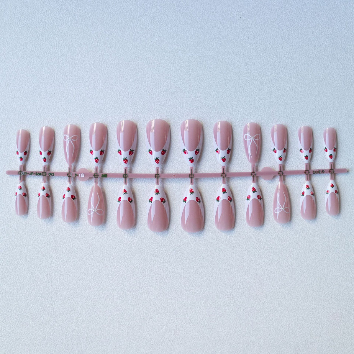 Erdbeer Design Acryl Nagelkunst Set