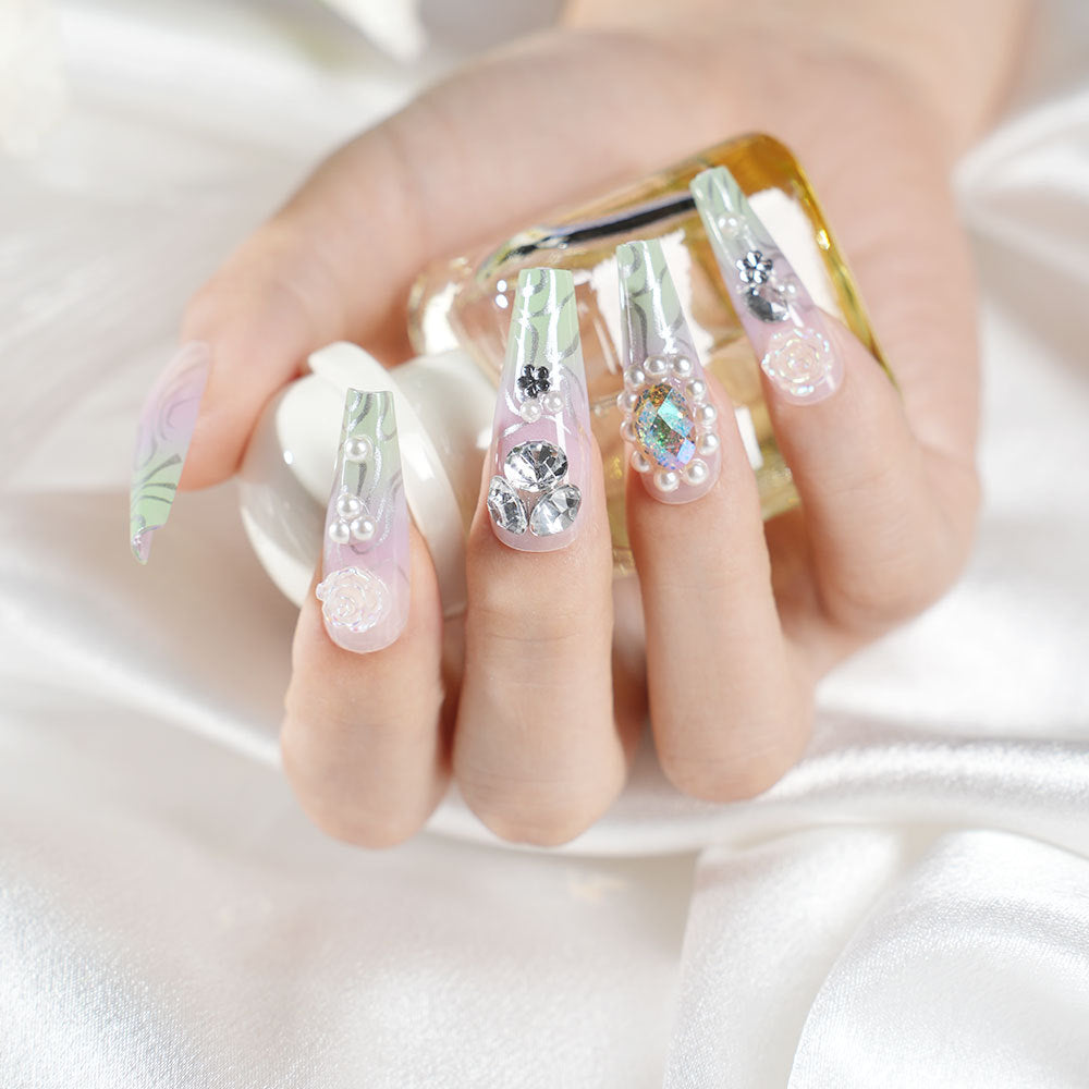 Premium Dekorative Press-On Nagelkunst Set Brehn