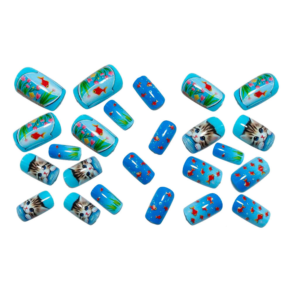 Kreative Kunstnägel mit verspieltem Tiermotiv und aquatischen Designs Brehn