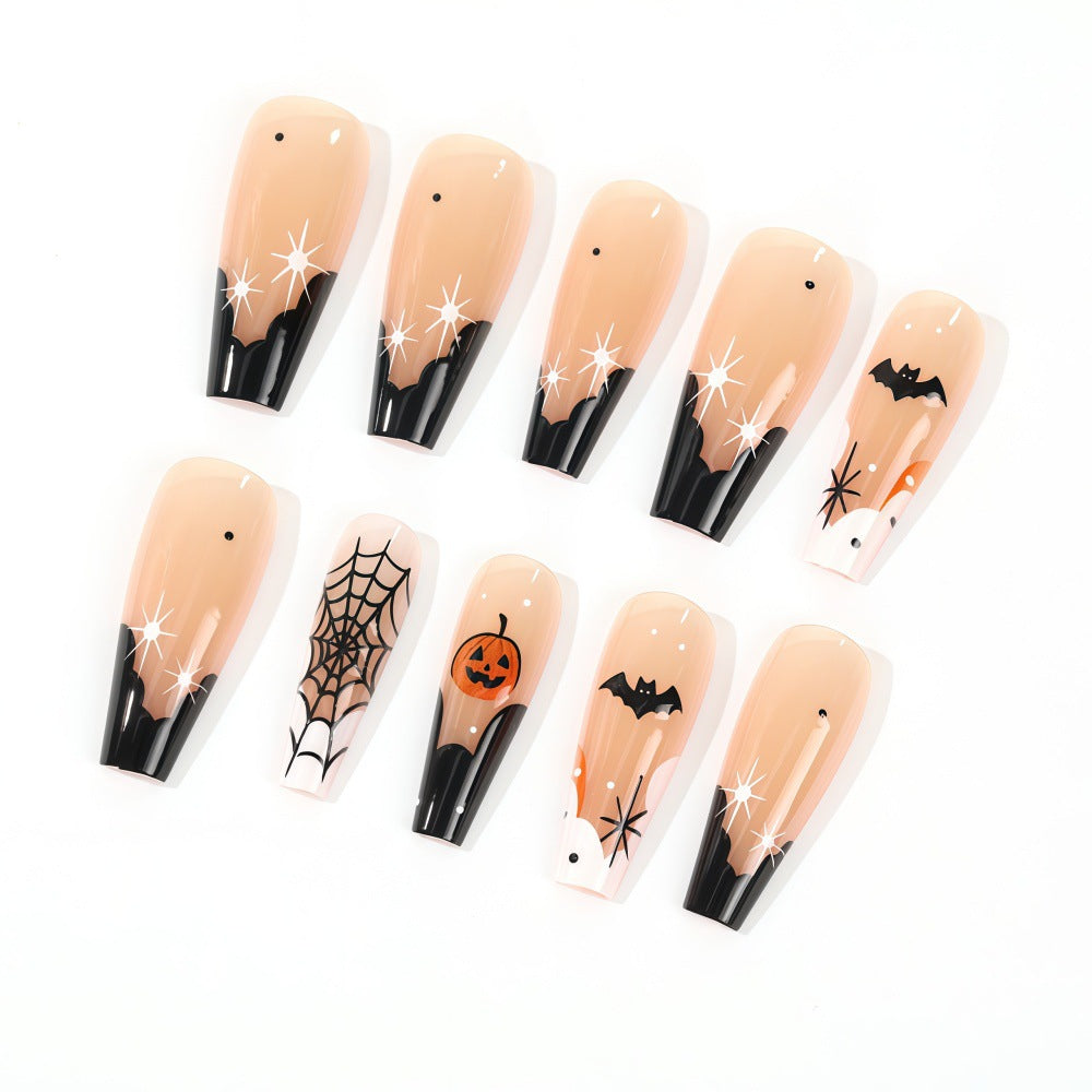 Kreatives Halloween-Nageldesign Brehn