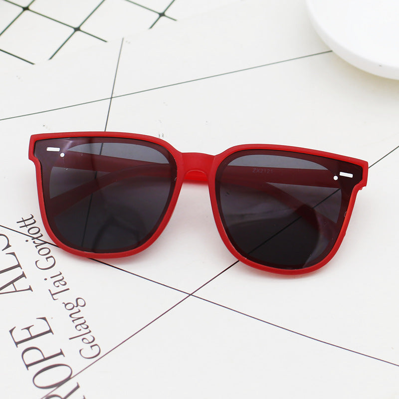 Damen moderne Sonnenbrille mit filigranem Rahmen und UV-Schutz Brehn